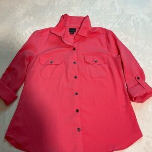 Women's Pink Button-Up Shir*